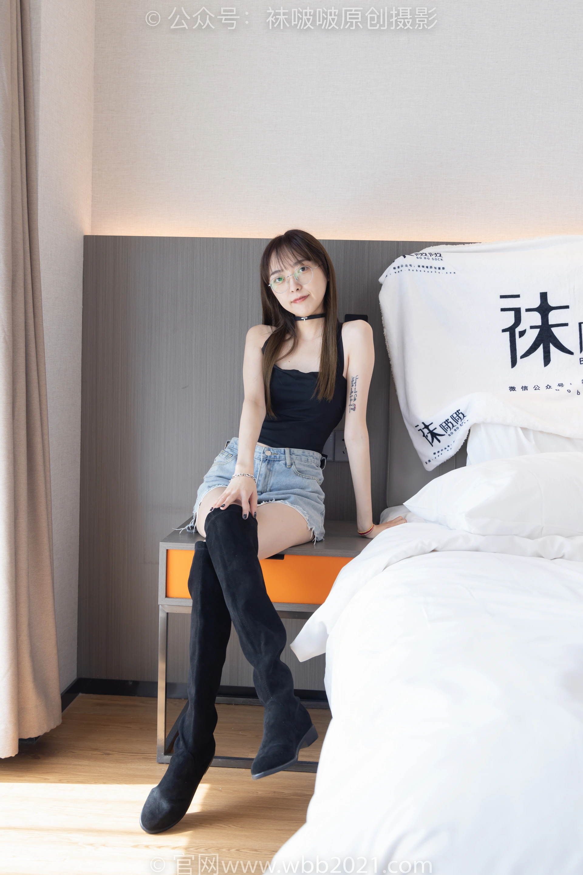 [BoBoSocks袜啵啵]NO.291 稚予-长靴、板鞋、白棉袜、黑棉袜、裸足 1